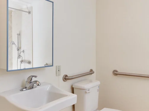 Bathroom2